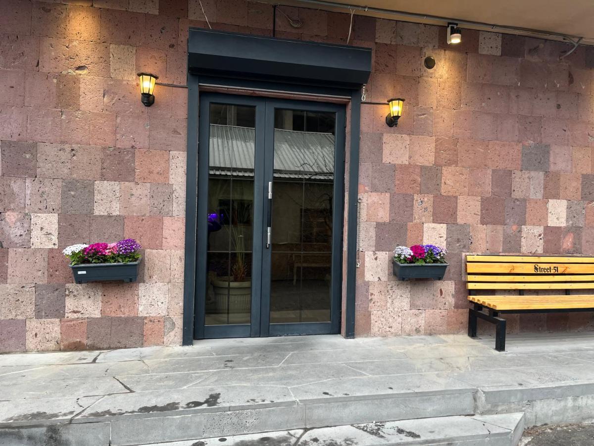 Street51 Yerevan Exterior foto
